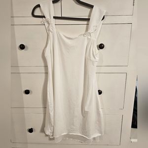 Medium, white mini dress